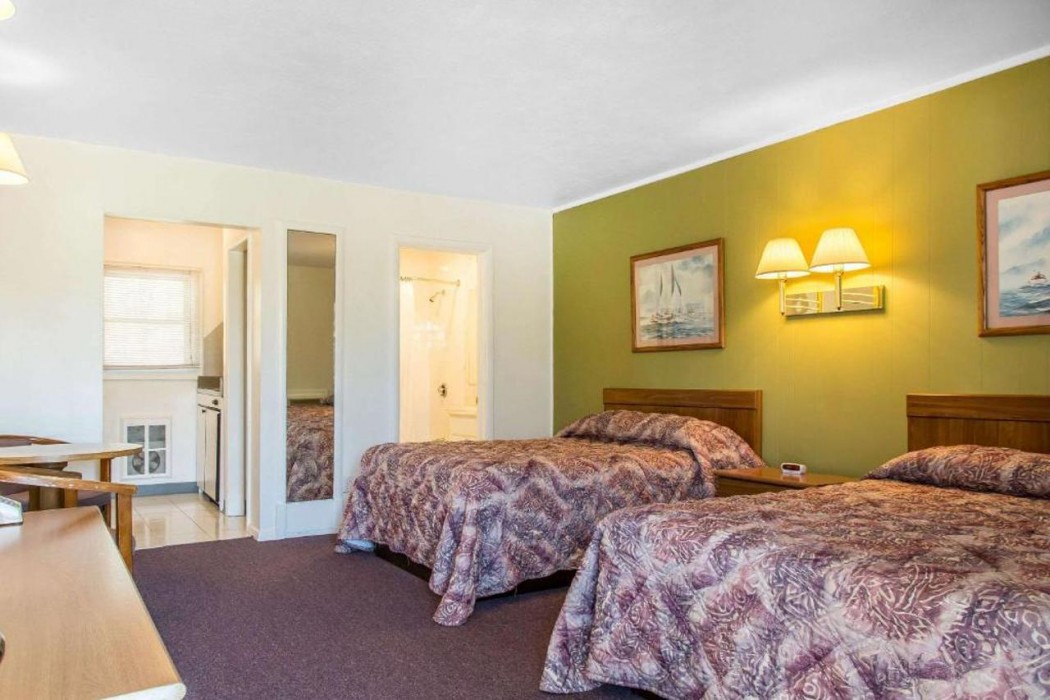 Rodeway Inn Waterford - New London 15/29