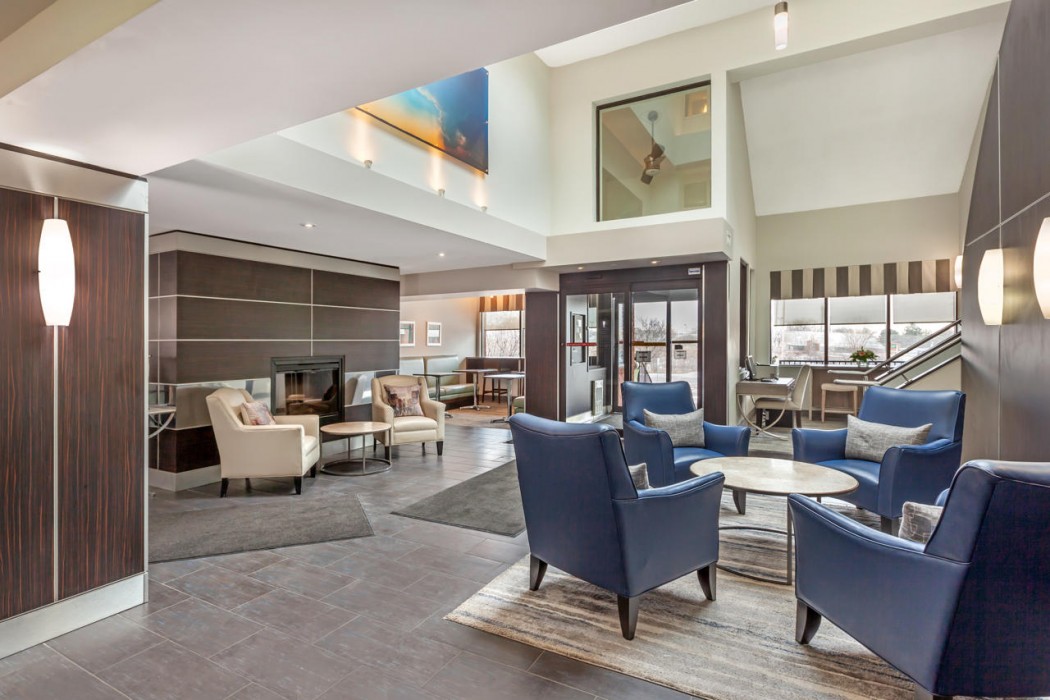 Quality Hotel Burlington, ON 9/37