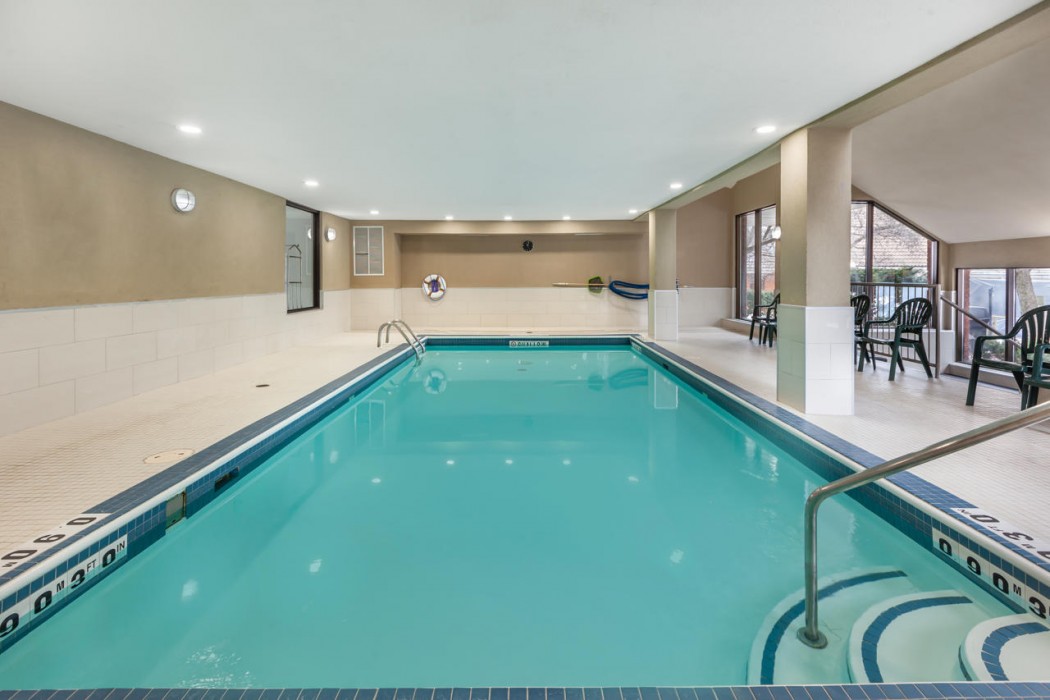 Quality Hotel Burlington, ON 29/37