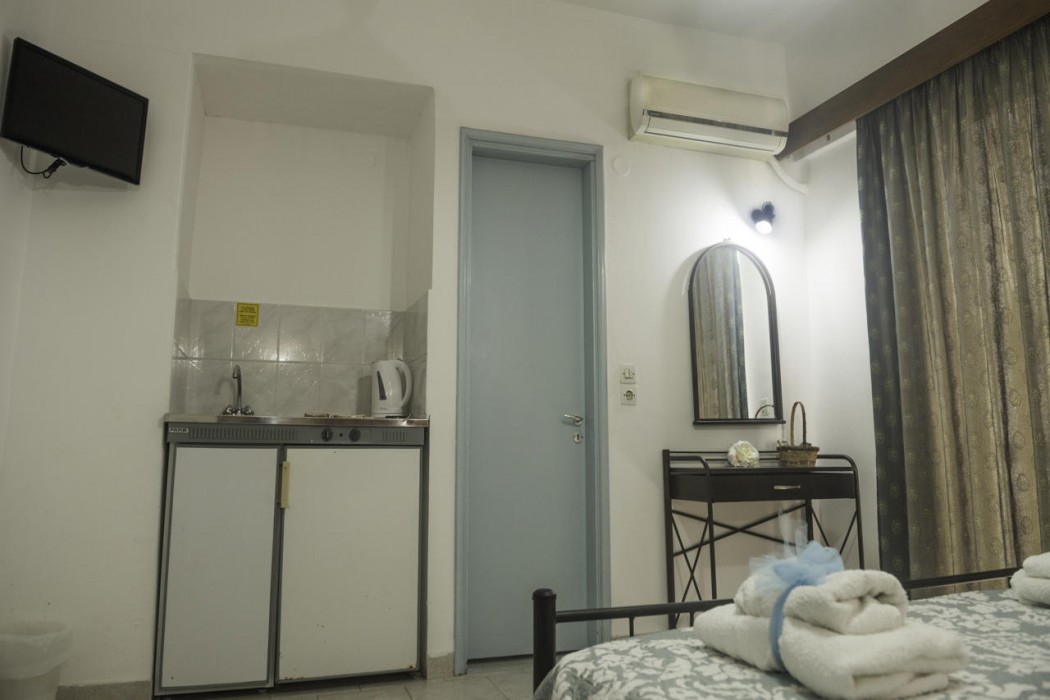 Antonios Hotel 9/62