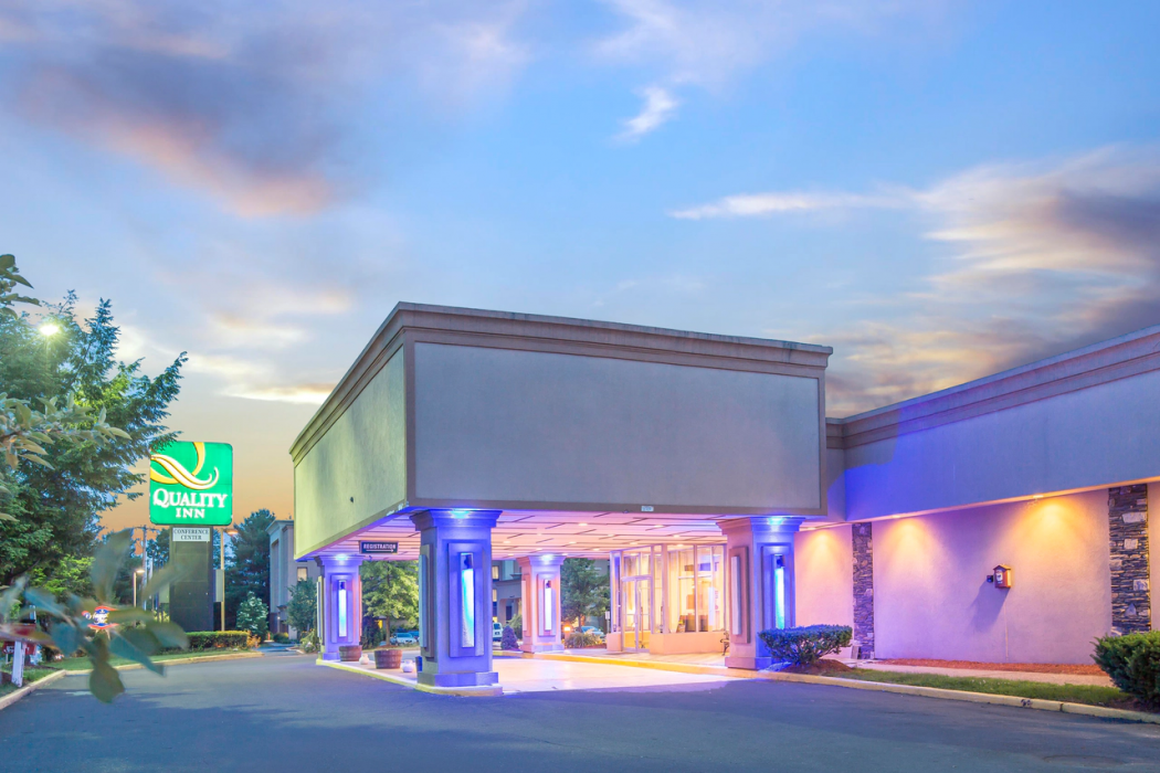 Quality Inn & Conference Center Brattleboro North 2/64