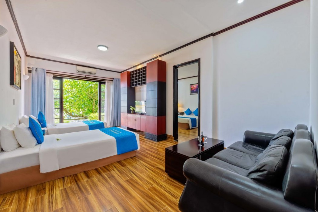 River Beach Resort and Residences 14/76