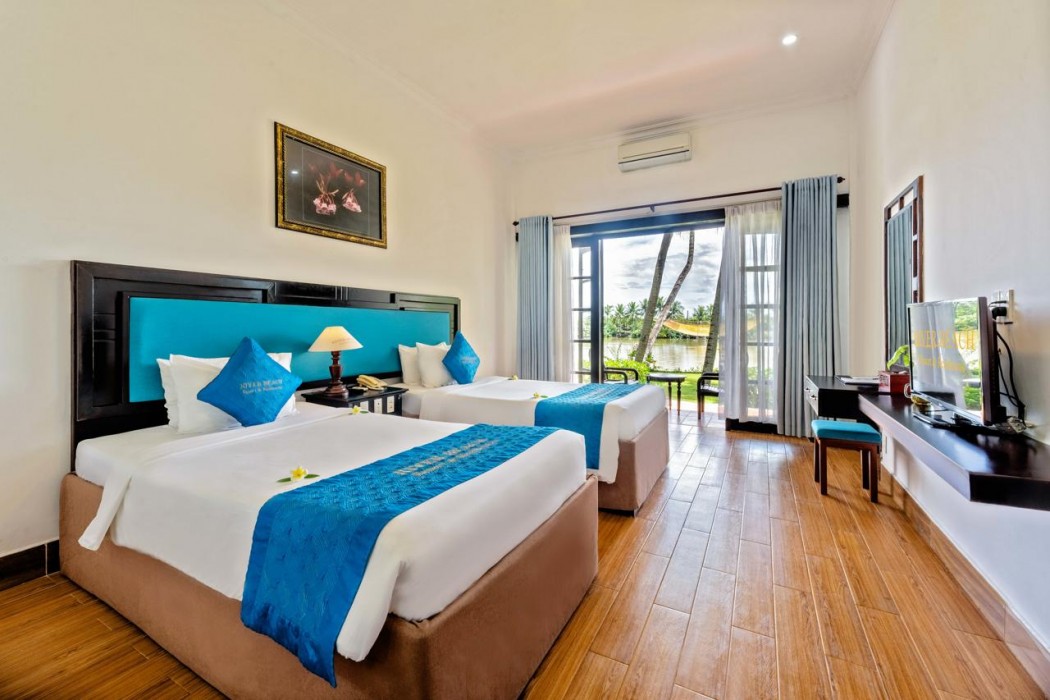 River Beach Resort and Residences 17/76