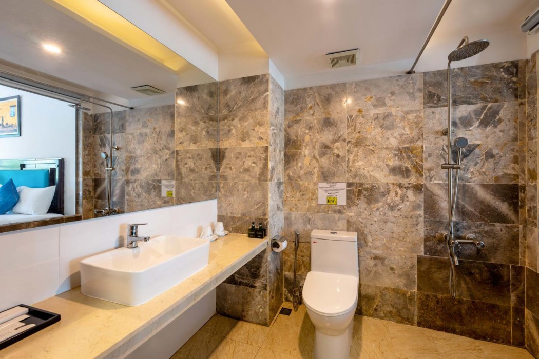River Beach Resort and Residences 18/76