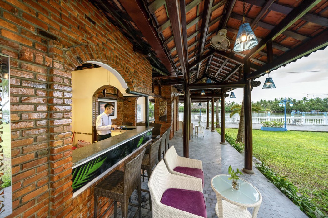 River Beach Resort and Residences 33/76