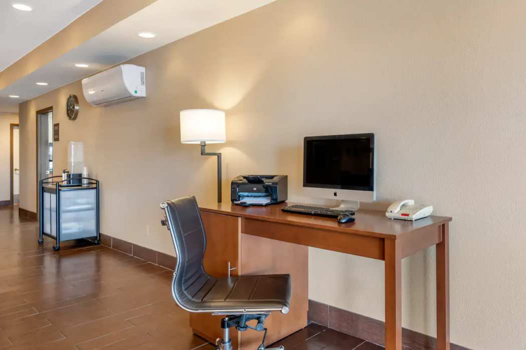 Comfort Inn and Suites Klamath Falls 17/27