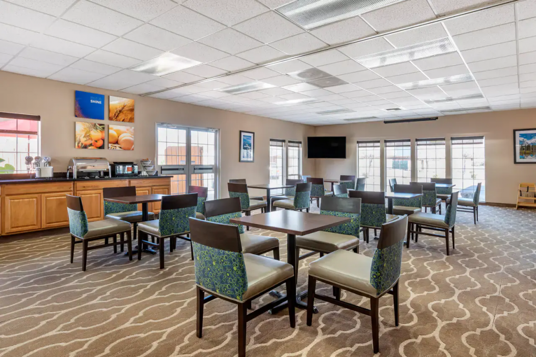 Comfort Inn and Suites Klamath Falls 24/27