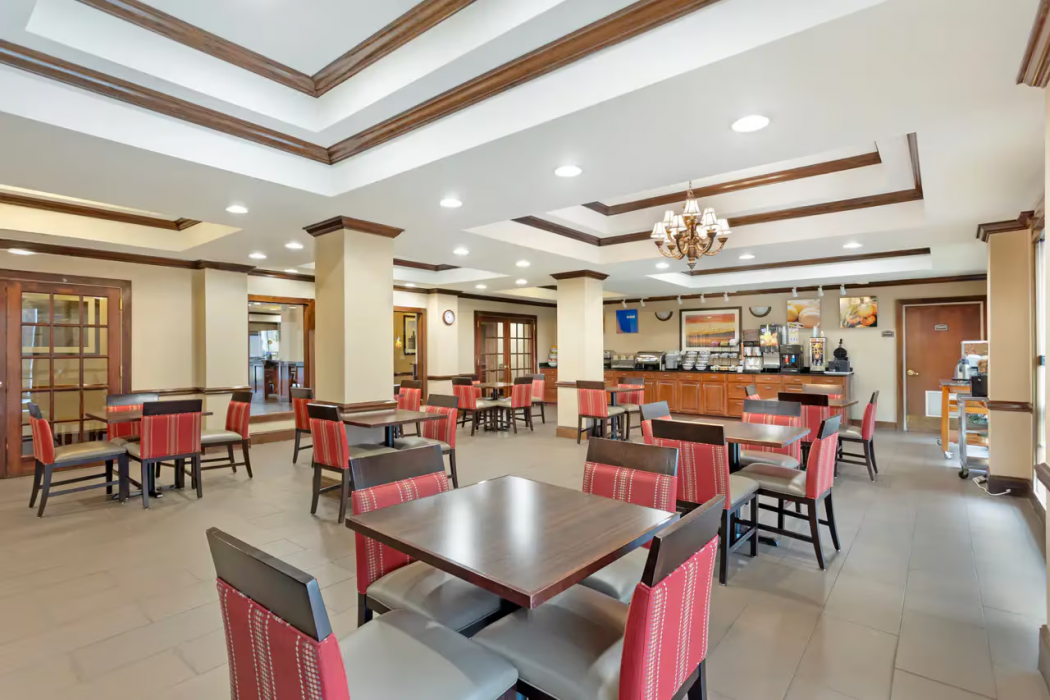 Comfort Inn & Suites Carneys Point - Pennsville 21/35