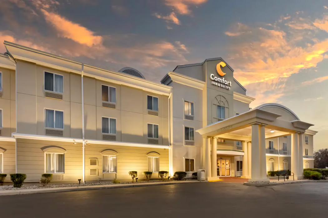 Comfort Inn & Suites Carneys Point - Pennsville 2/35