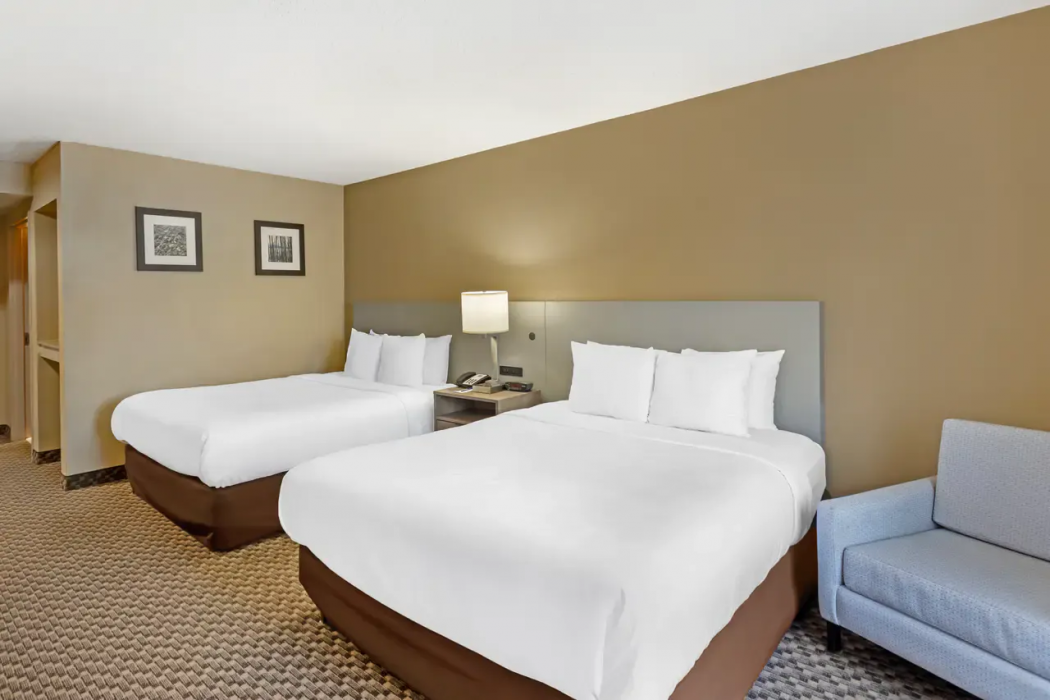 Comfort Inn & Suites Carneys Point - Pennsville 14/35