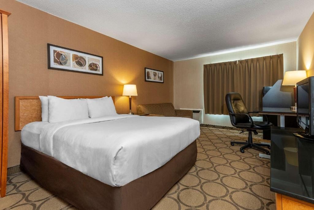 Comfort Inn Val-d Or 6/11