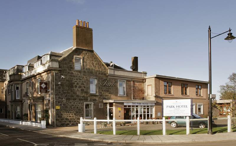 Park Hotel 2/33