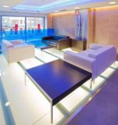 Moon Hotel 2/36