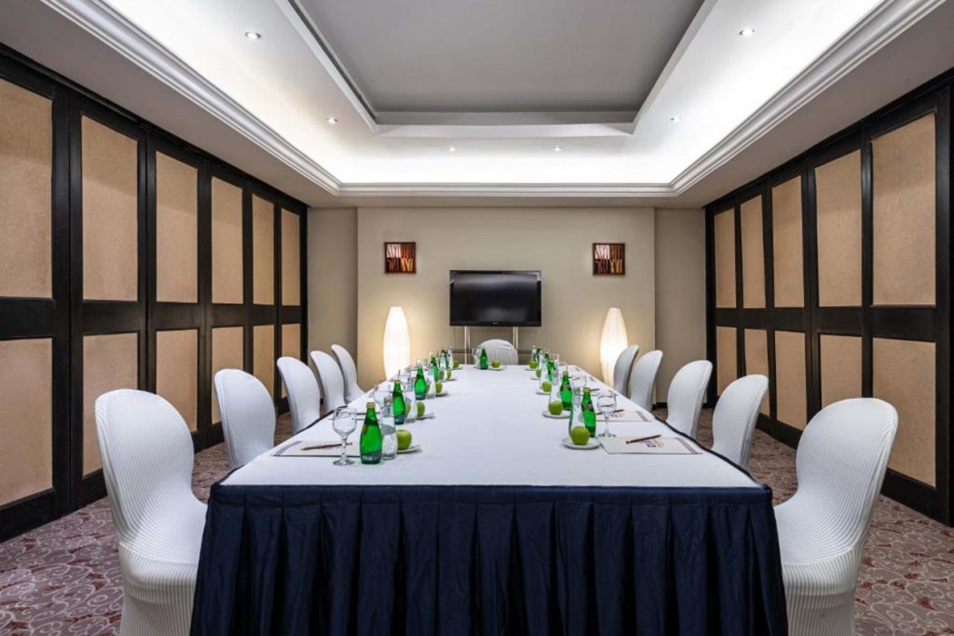 فندق مينا الجبيل سابقا جولدن توليب(Razana Hotel Al Jubail) 30/60