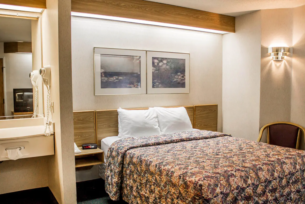 Rodeway Inn Abbotsford 10/22