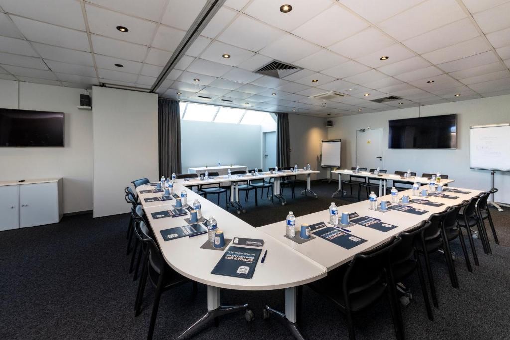 Ibis Styles Colombes Paris Ouest 51/82