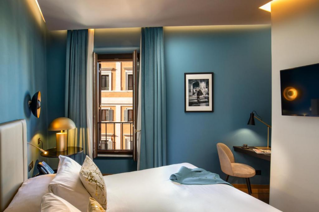 The Major Hotel 19/64