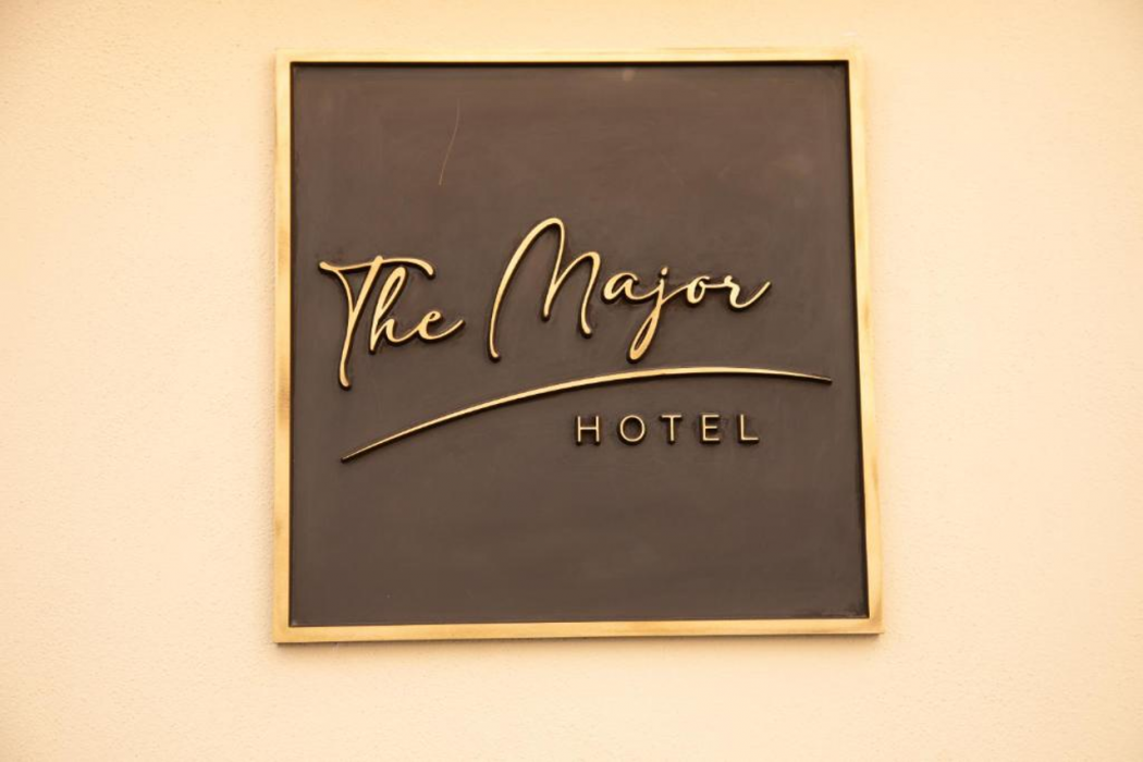 The Major Hotel 4/64