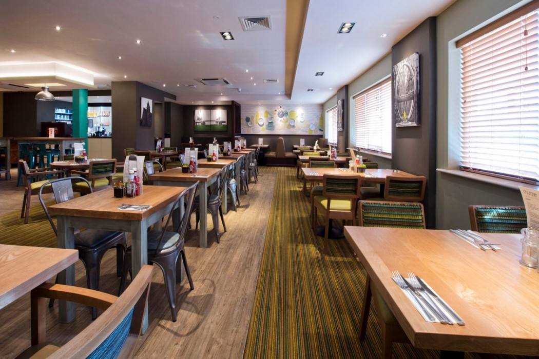 Premier Inn Glasgow Braehead 23/41