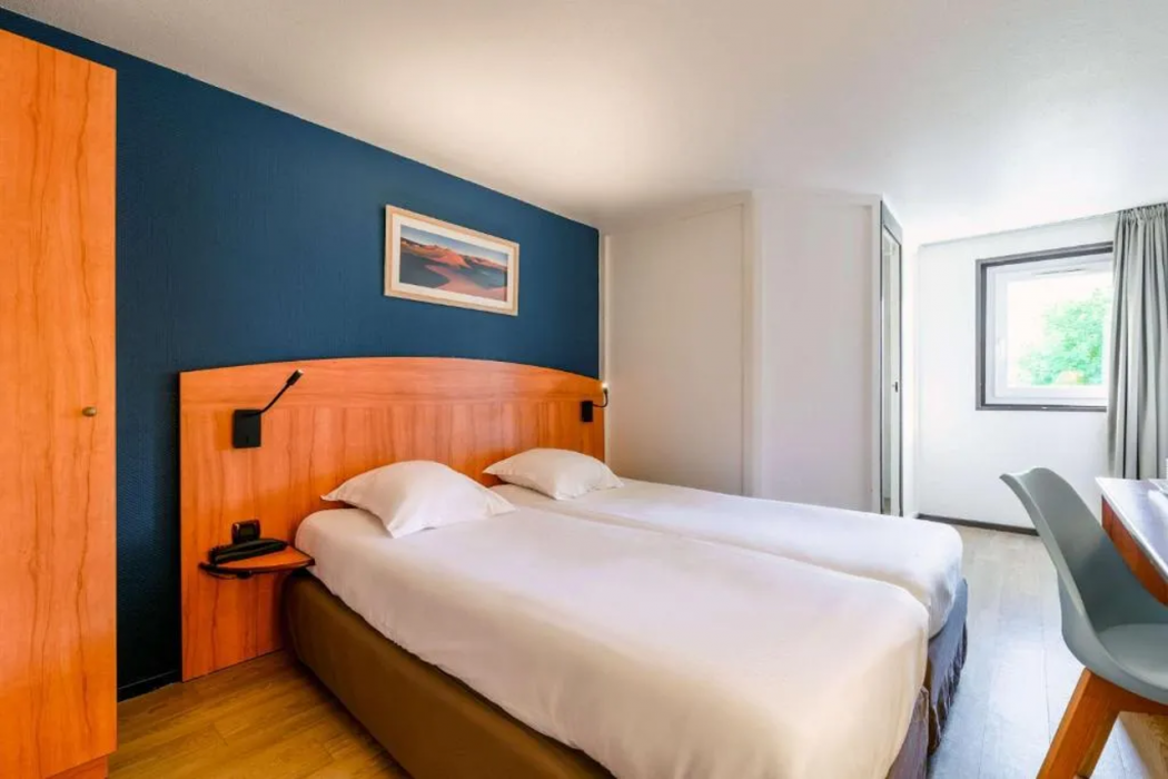 Comfort Hotel Evreux 9/23