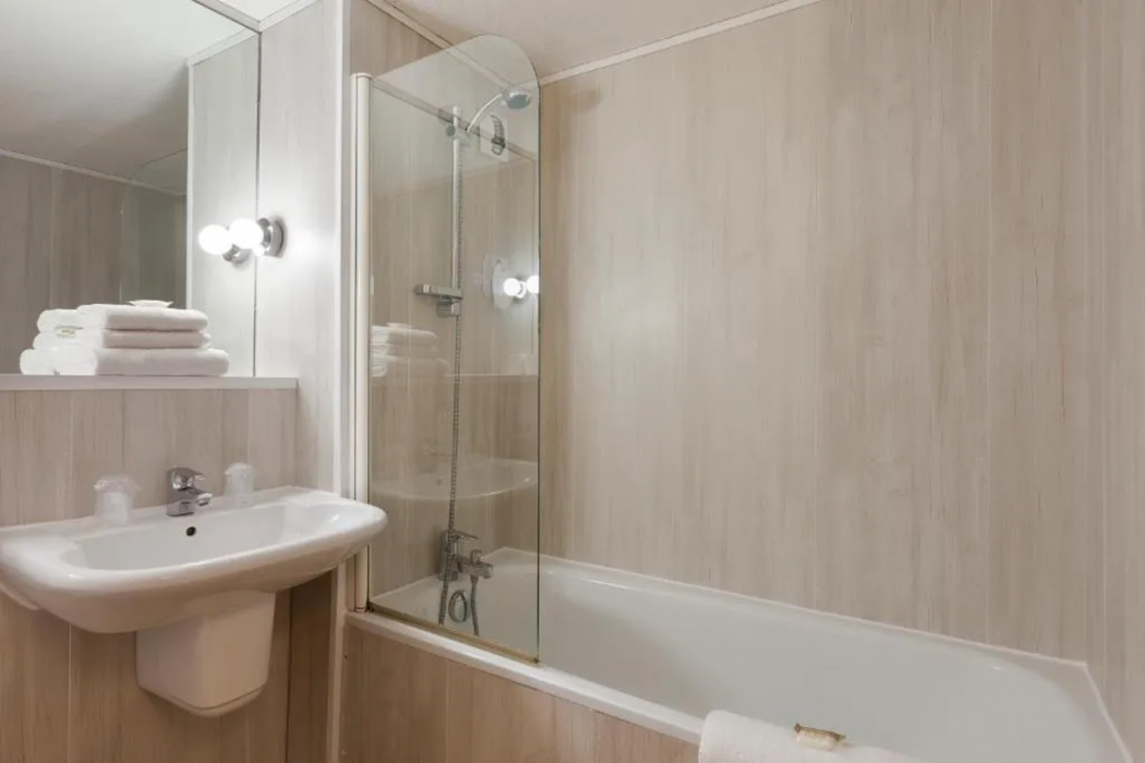 Comfort Hotel Evreux 4/23