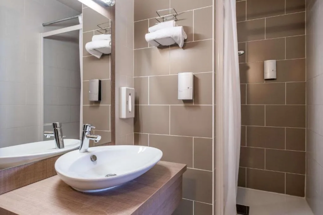 Comfort Hotel Linas Montlhery 7/23