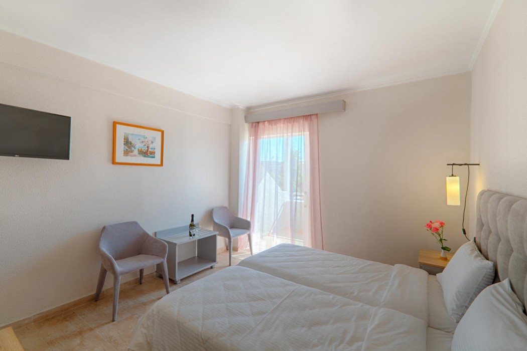 Livadi Nafsika Hotel - Adults Only 8/30