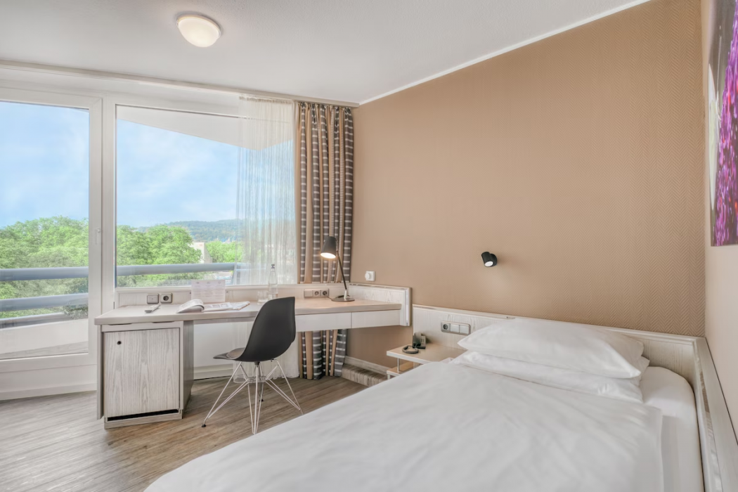Parkhotel Hameln 8/23