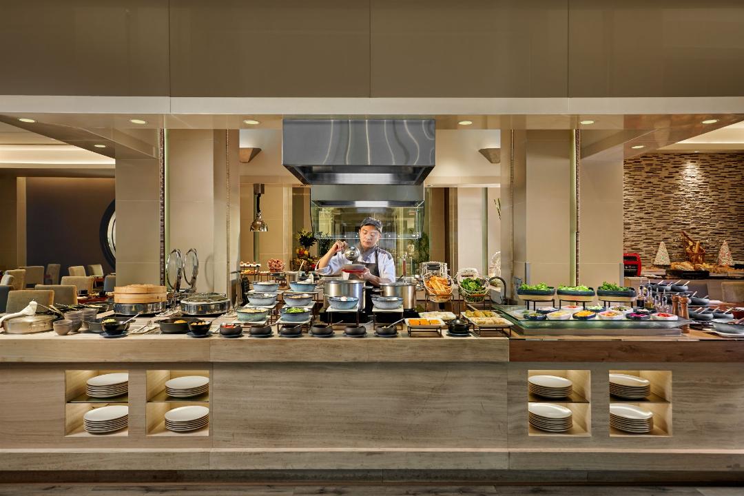 Movenpick Hotel Hanoi Centre 76/121