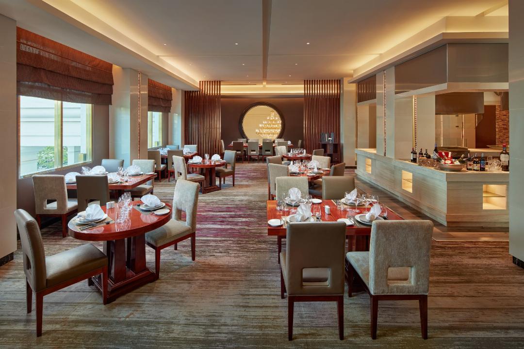 Movenpick Hotel Hanoi Centre 78/121