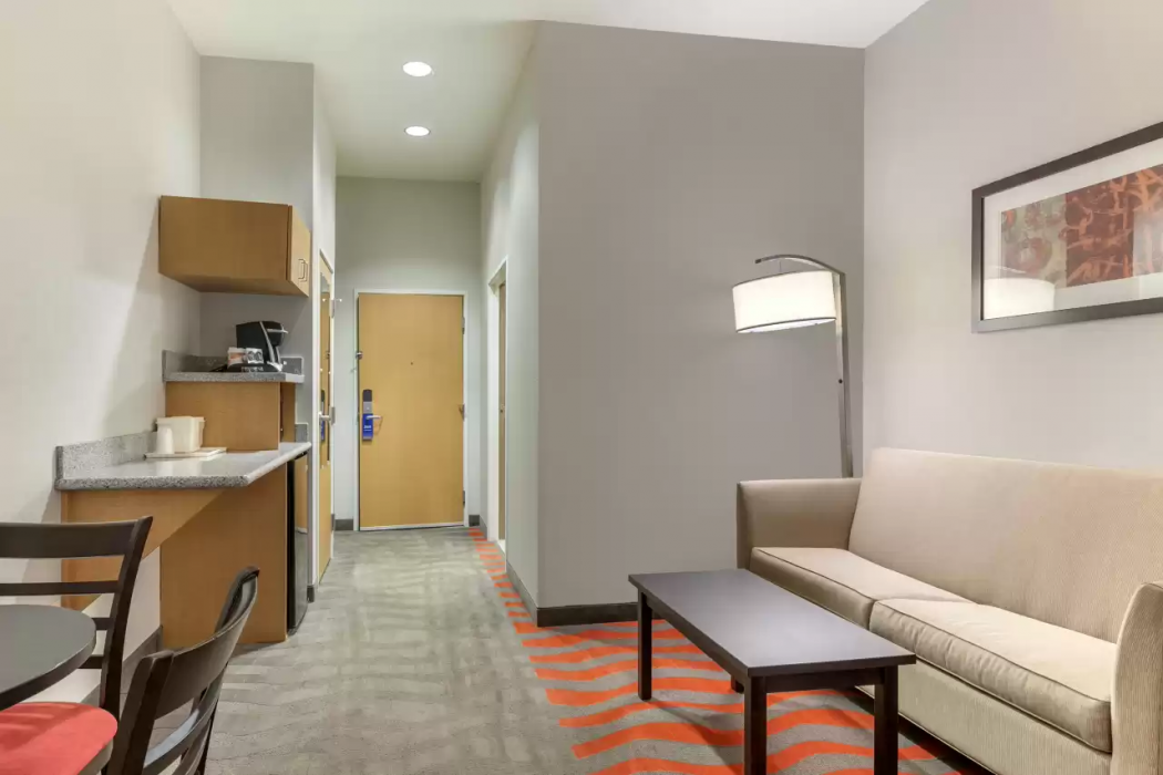 Comfort Suites Boise West Meridian 16/51