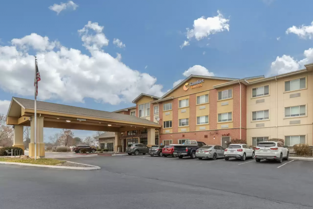 Comfort Suites Boise West Meridian 1/51