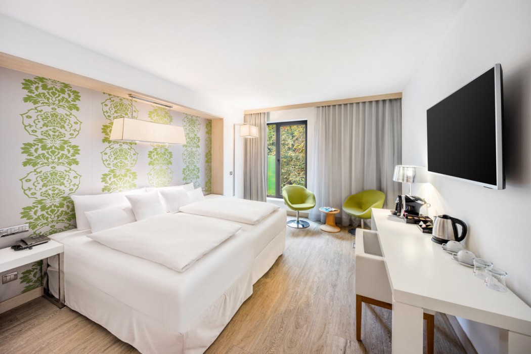 Occidental Praha Five 15/65