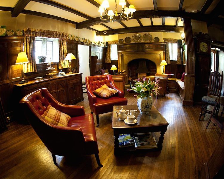 Holdsworth House 13/38