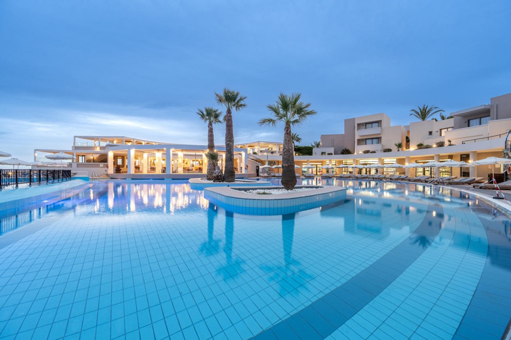 Athina Palace Resort & Spa 34/37