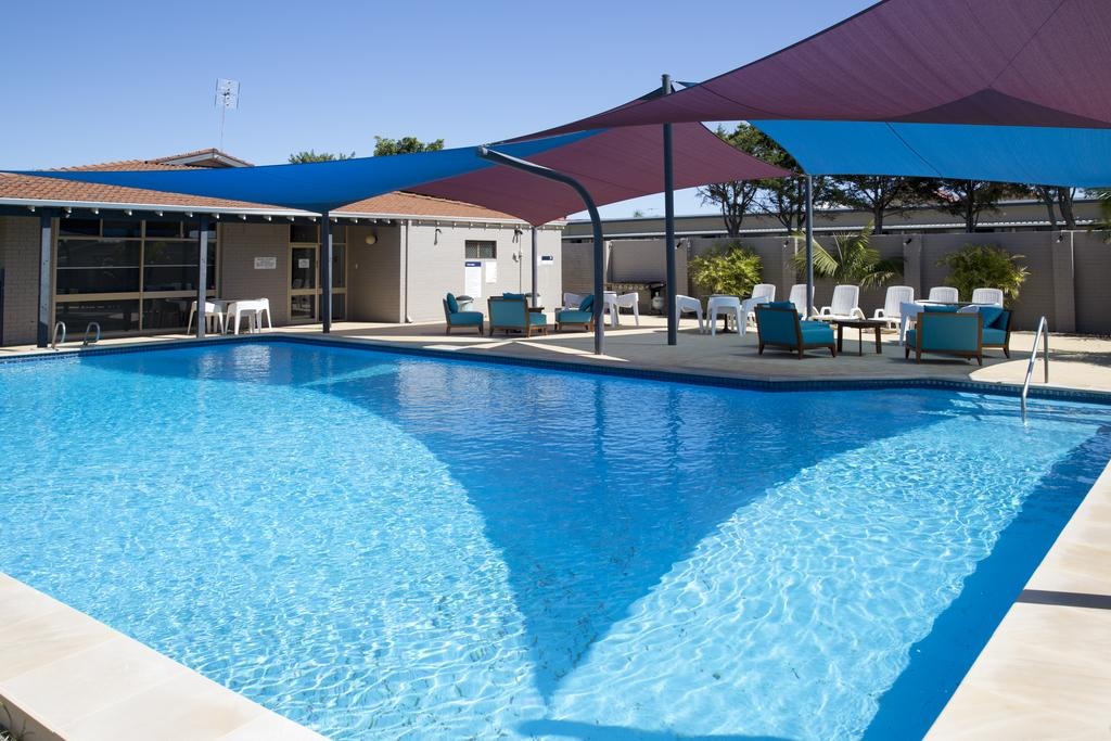 Ibis Styles Geraldton 25/50