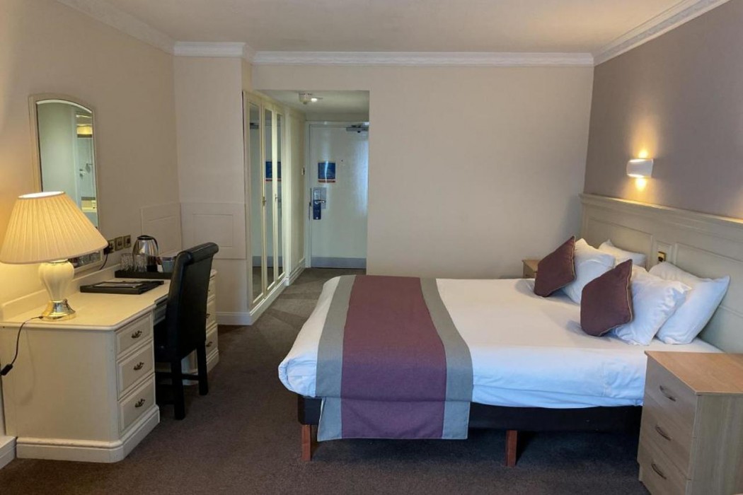 Royal Bath Hotel Bournemouth 11/61