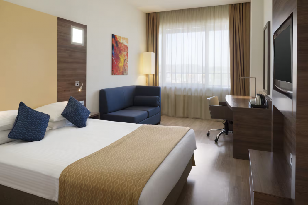 Ramada Encore by Wyndham Kyiv 8/22