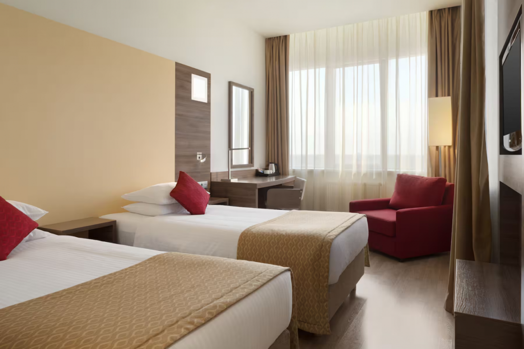 Ramada Encore by Wyndham Kyiv 7/22