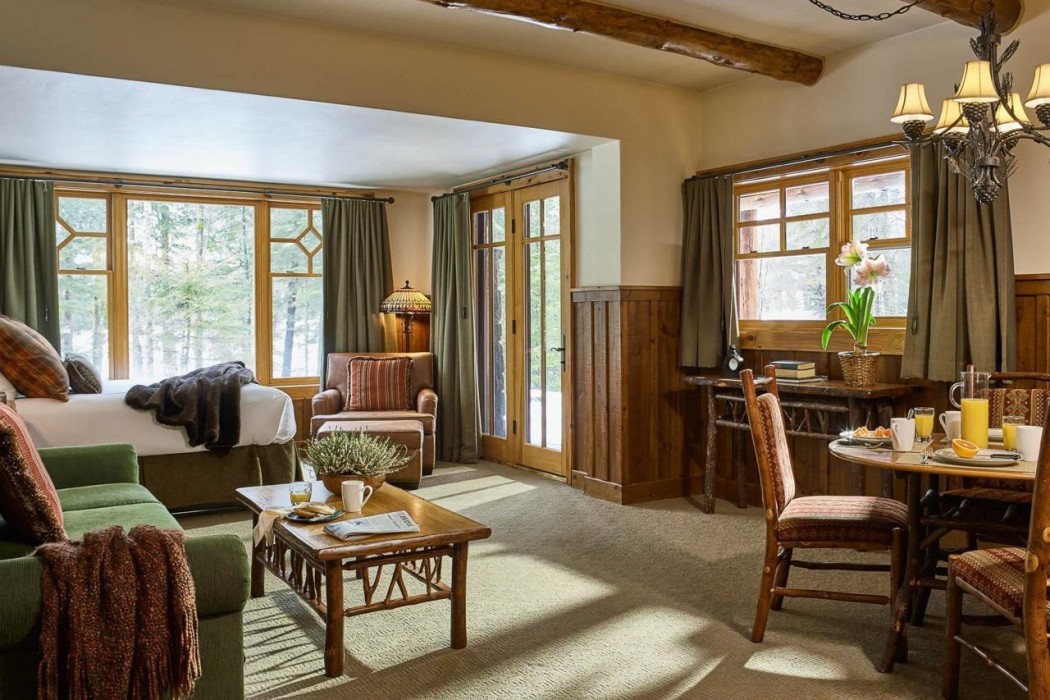 Whiteface Lodge 43/80