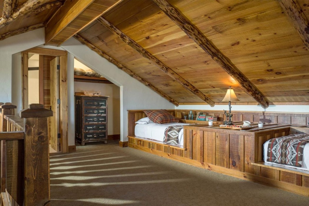 Whiteface Lodge 37/80