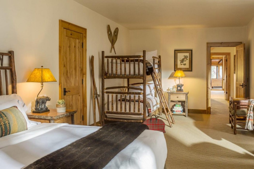 Whiteface Lodge 11/80