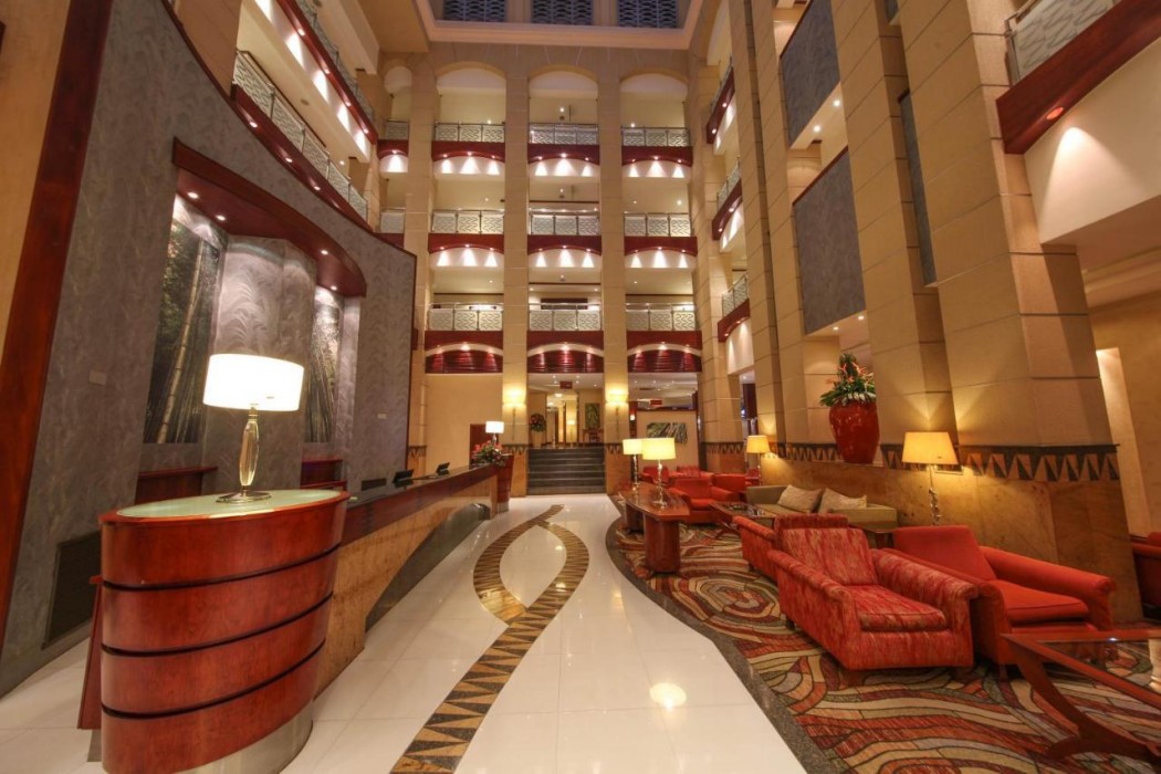 Kigali Serena 7/60