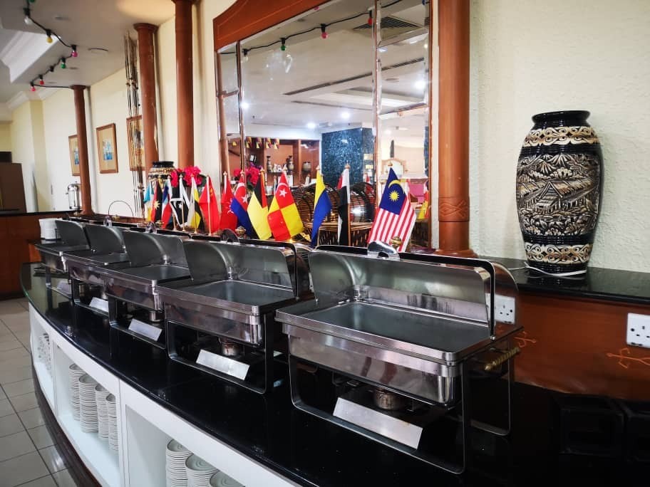 HOTEL GRAND CONTINENTAL KUCHING 62/89