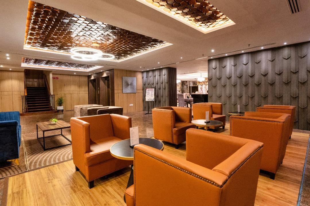 Howard Johnson by Wyndham Kota Kinabalu City Centre 10/72
