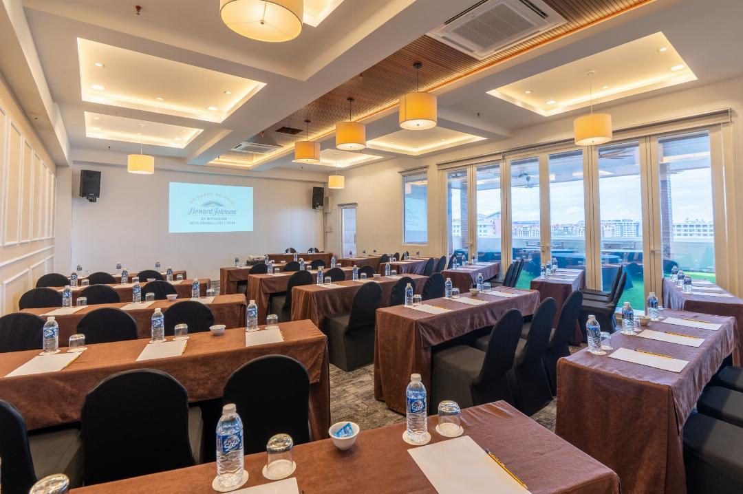 Howard Johnson by Wyndham Kota Kinabalu City Centre 31/72