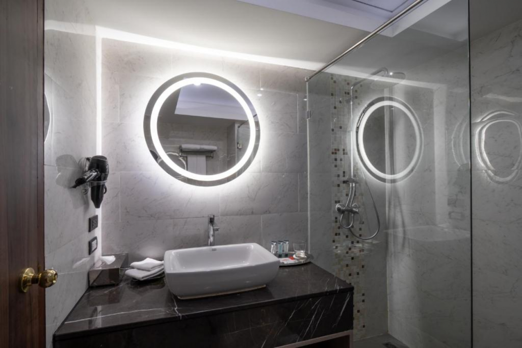 Rembrandt Residences Bangkok (Sukhumvit Soi 20) 23/83