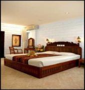 VILARISI HOTEL 16/57