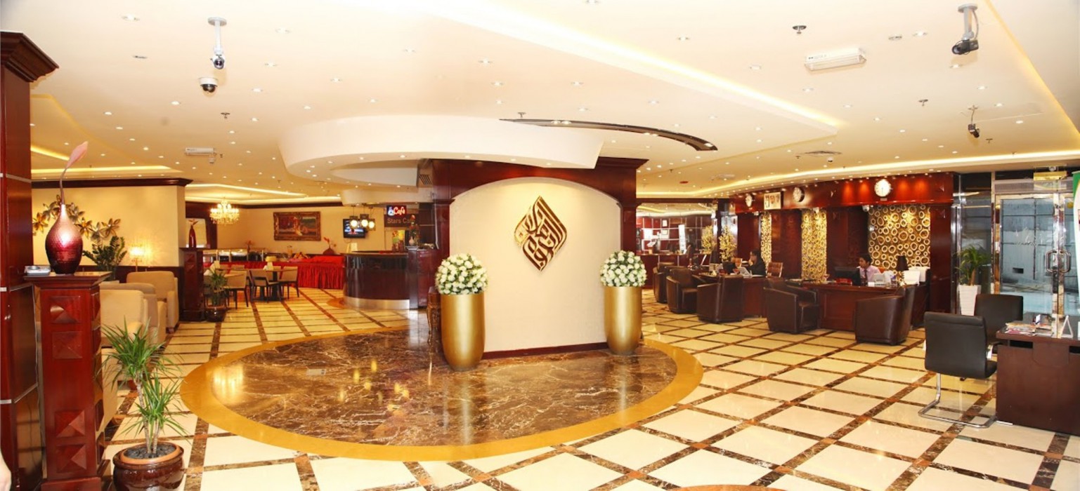 Lobby at Emirates Stars Hotel Apartments - Dubai, DUBAI