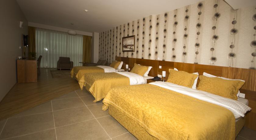 Grand Karot Hotel 7/56